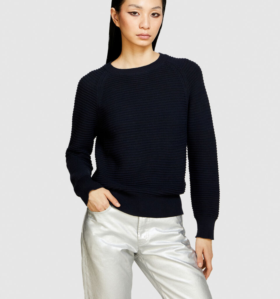 Solid colored sweater - women's crew neck sweaters - Dark Blue | Sisley image number 4